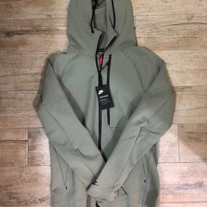 Nike Tech Hoodie